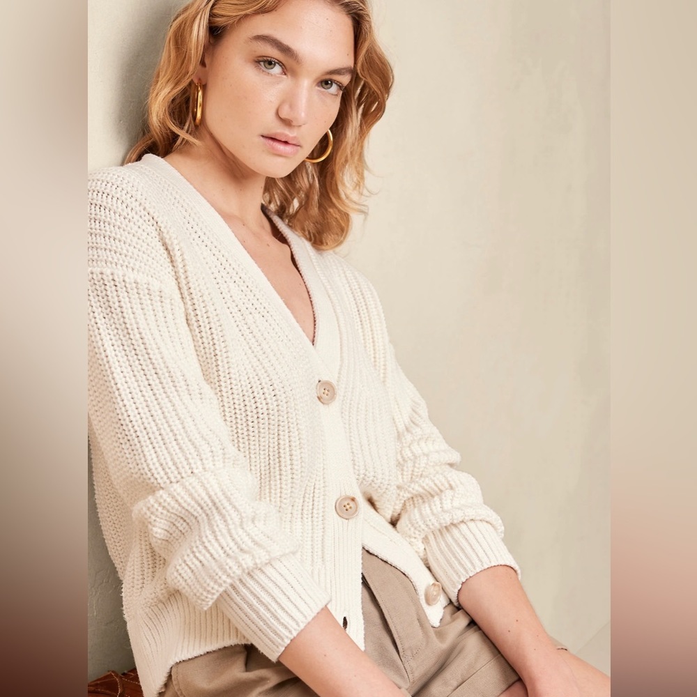 NUVOLA RIBBED CARDIGAN by Banana Republic